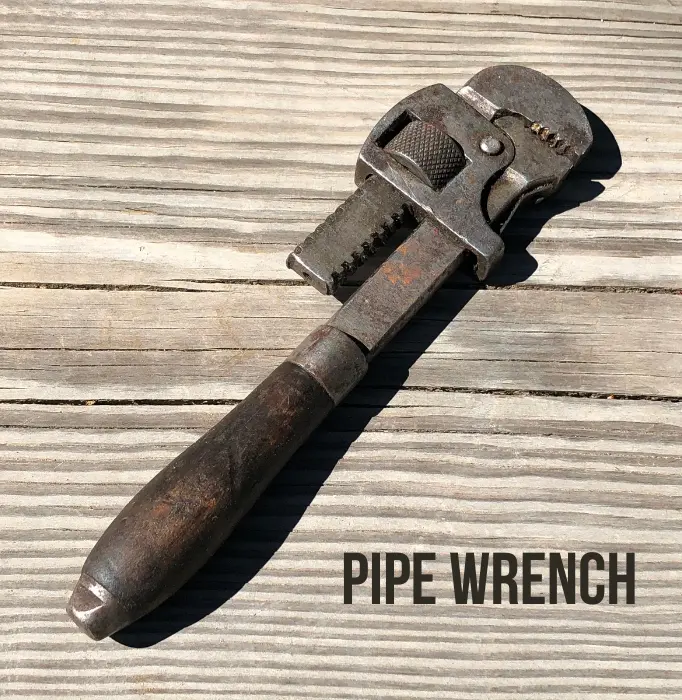 Pipe wrench