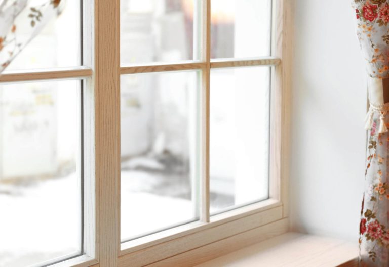 Vinyl Windows vs. Wood Windows: Which Is Ideal for Your Home?