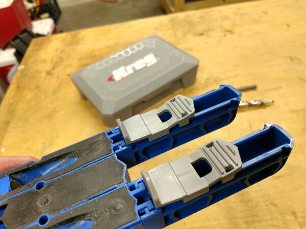 alignment stops on the bottom of the Kreg 320 pocket hole jig