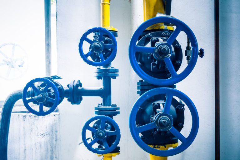 Types of Valves in the Oil and Gas Industry: A Comprehensive Guide